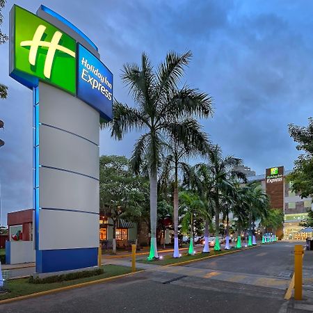Holiday Inn Express Villahermosa By Ihg Ngoại thất bức ảnh