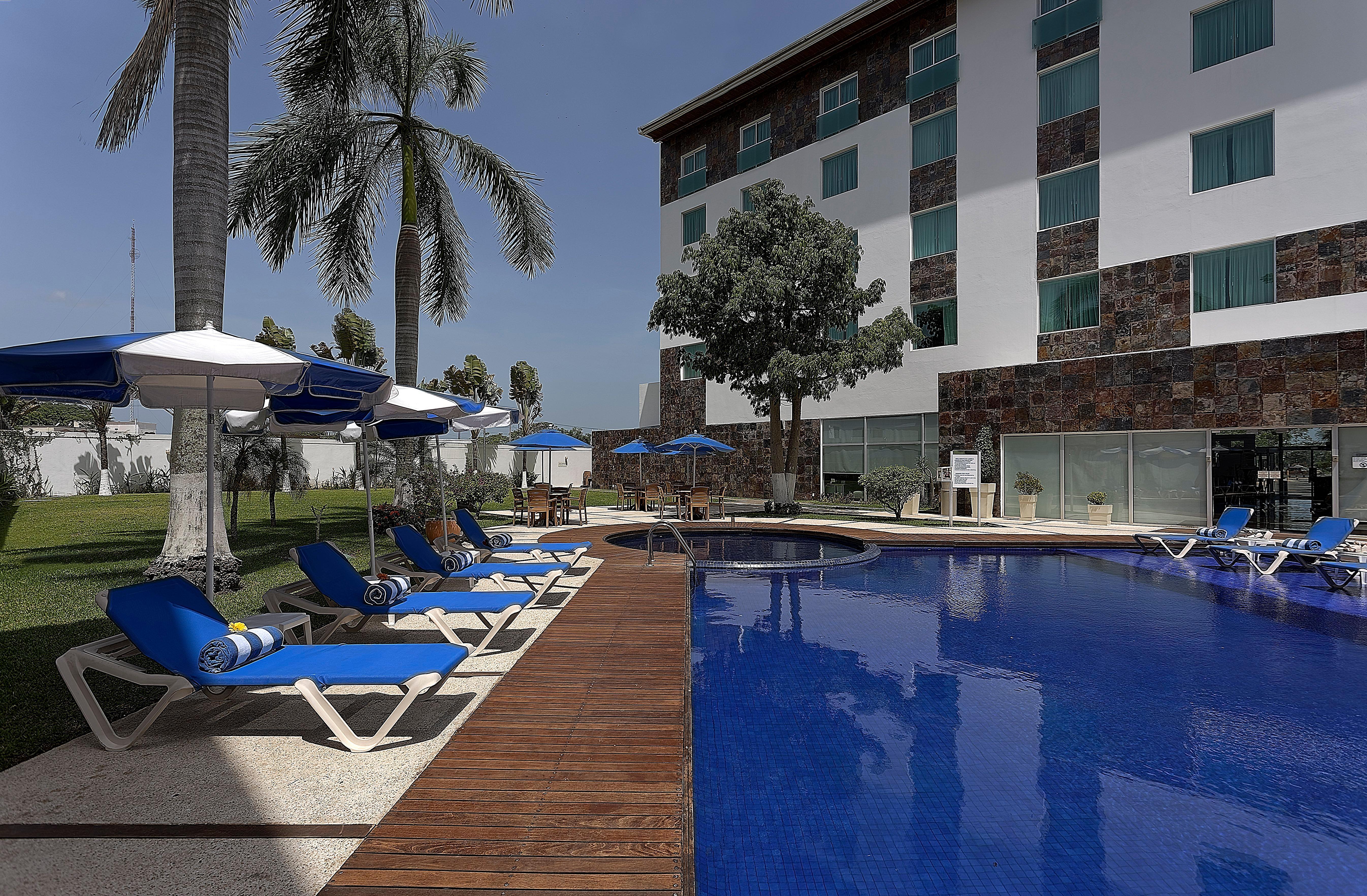 Holiday Inn Express Villahermosa By Ihg Ngoại thất bức ảnh