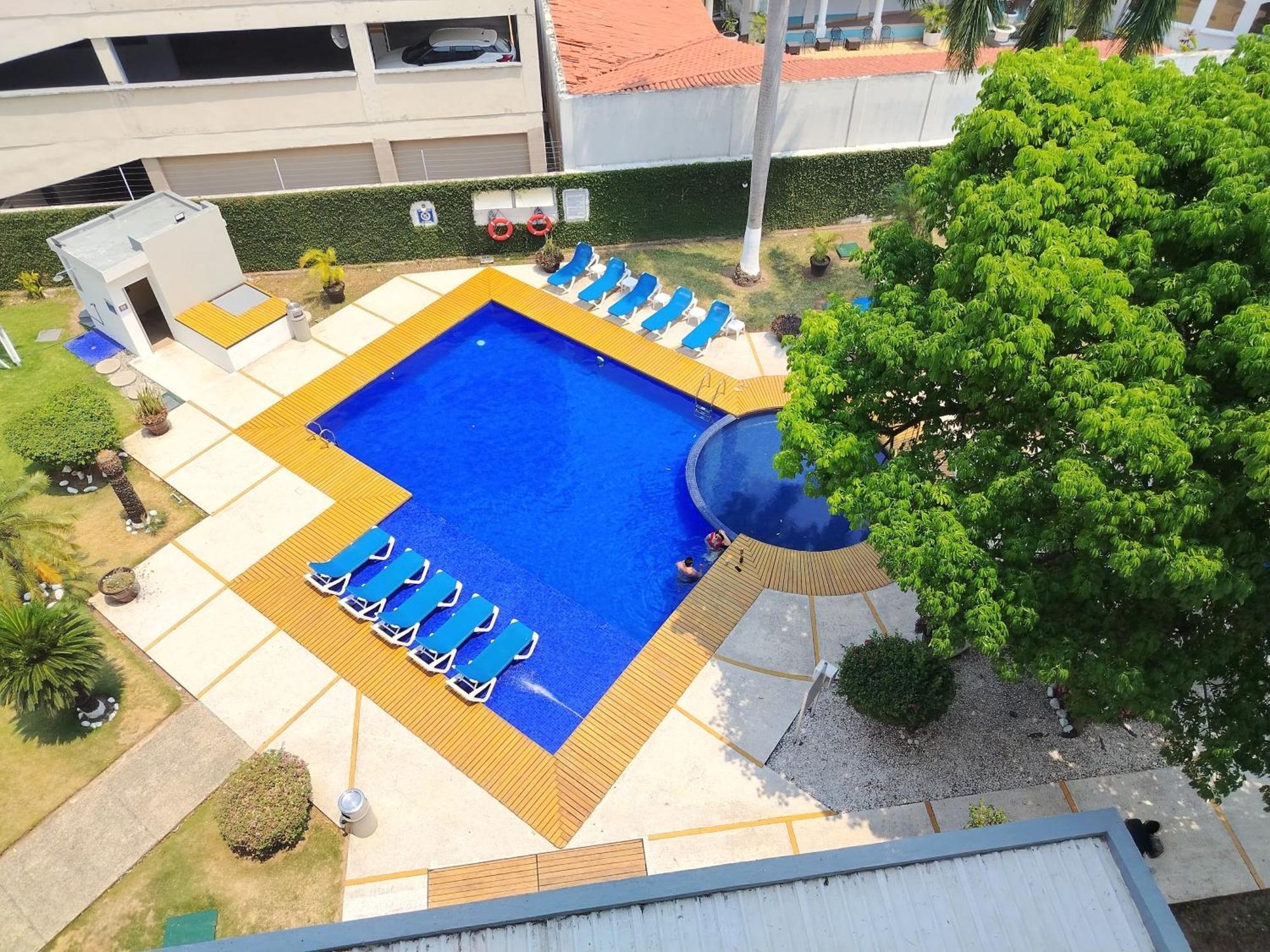 Holiday Inn Express Villahermosa By Ihg Ngoại thất bức ảnh